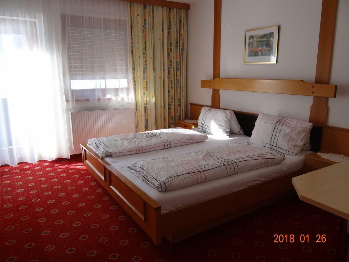 Gaestehaus Walch-Riml Imst Exterior foto